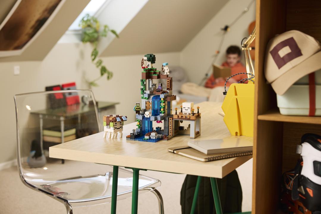 LEGO Minecraft Ghast Station | 21597