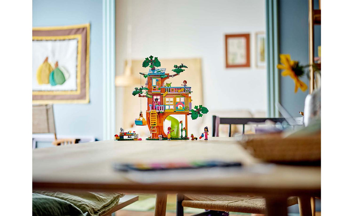 LEGO Friends Friendship Tree House Hangout | 42652