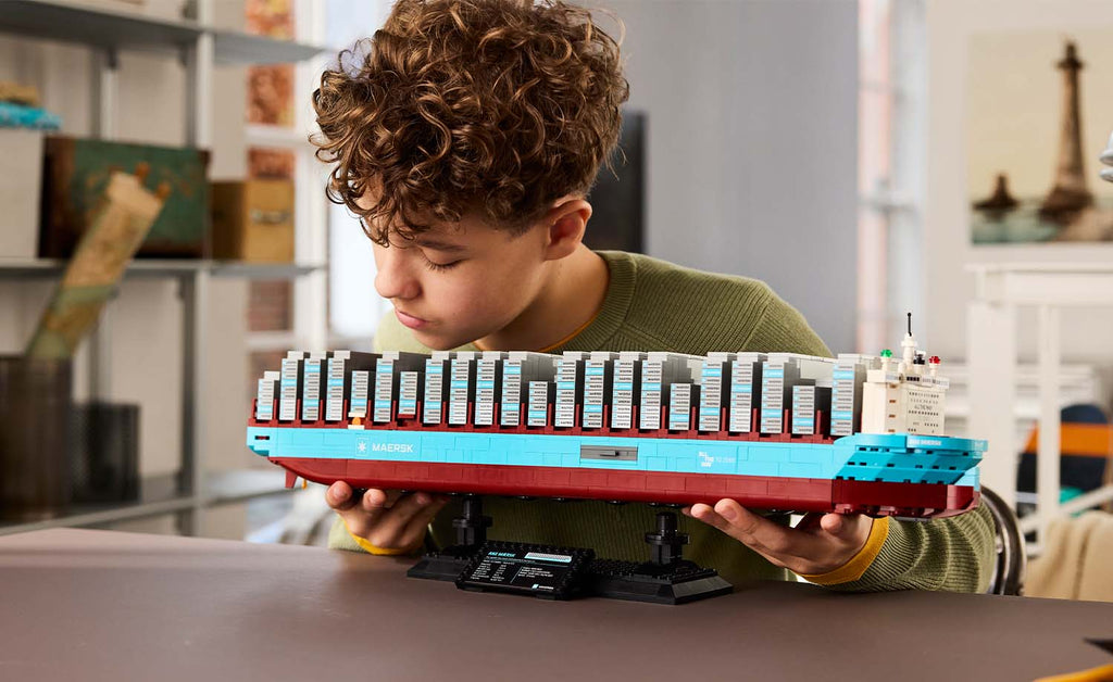 LEGO Iconic Maersk Dual-Fuel Container Vessel | 40955