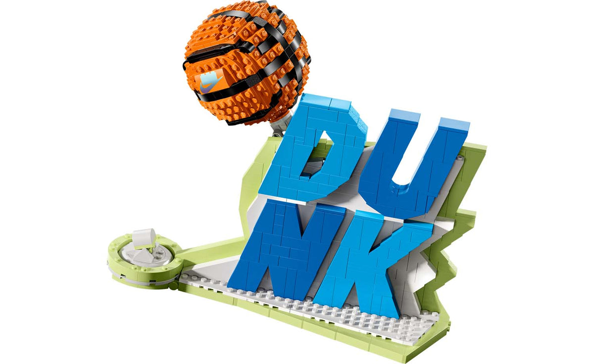 LEGO Iconic Nike Dunk | 43008