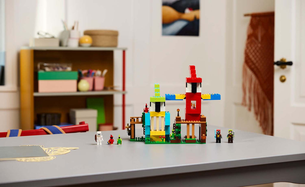 LEGO Minecraft The Parrot Houses | 21282
