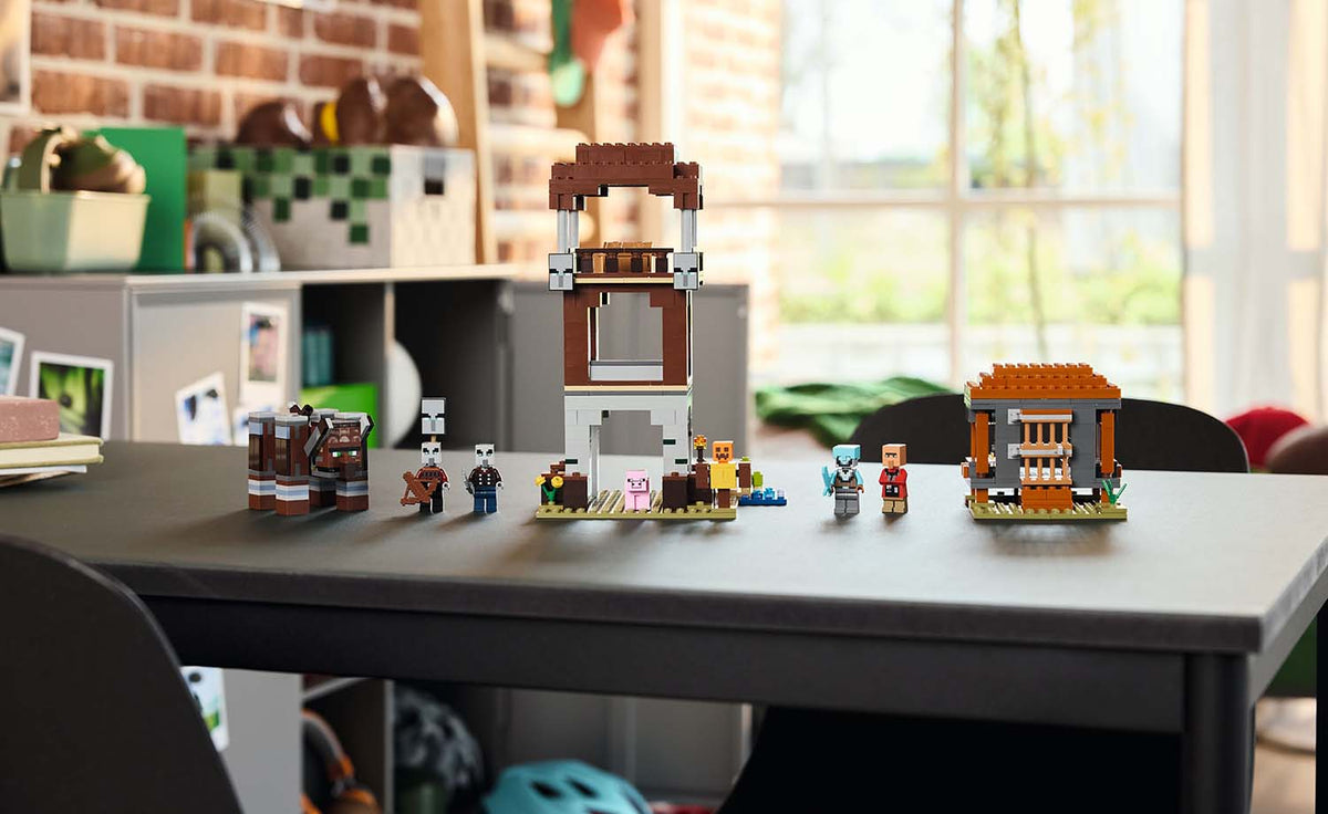 LEGO Minecraft The Pillager Outpost and Ravager | 21278