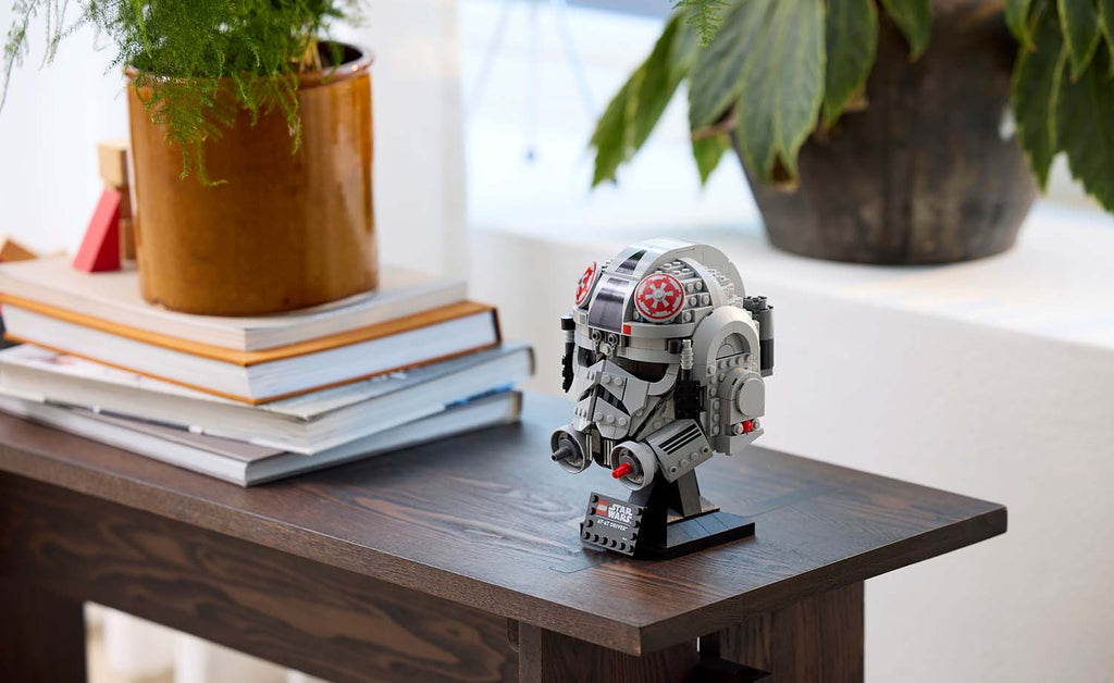 LEGO Star Wars AT-AT Driver Helmet | 75429