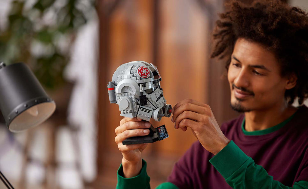 LEGO Star Wars AT-AT Driver Helmet | 75429