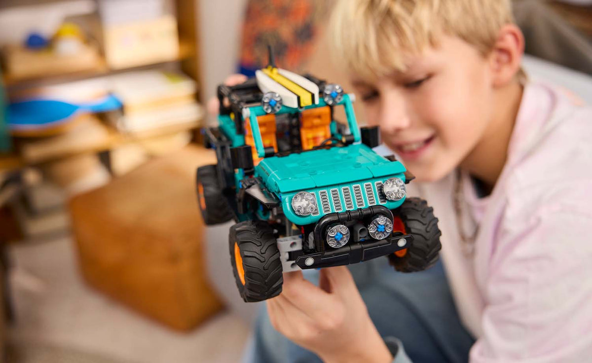 LEGO Technic Jeep Wrangler Rubicon SUV | 42227