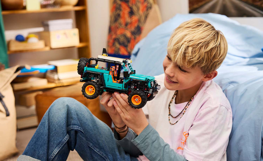 LEGO Technic Jeep Wrangler Rubicon SUV | 42227