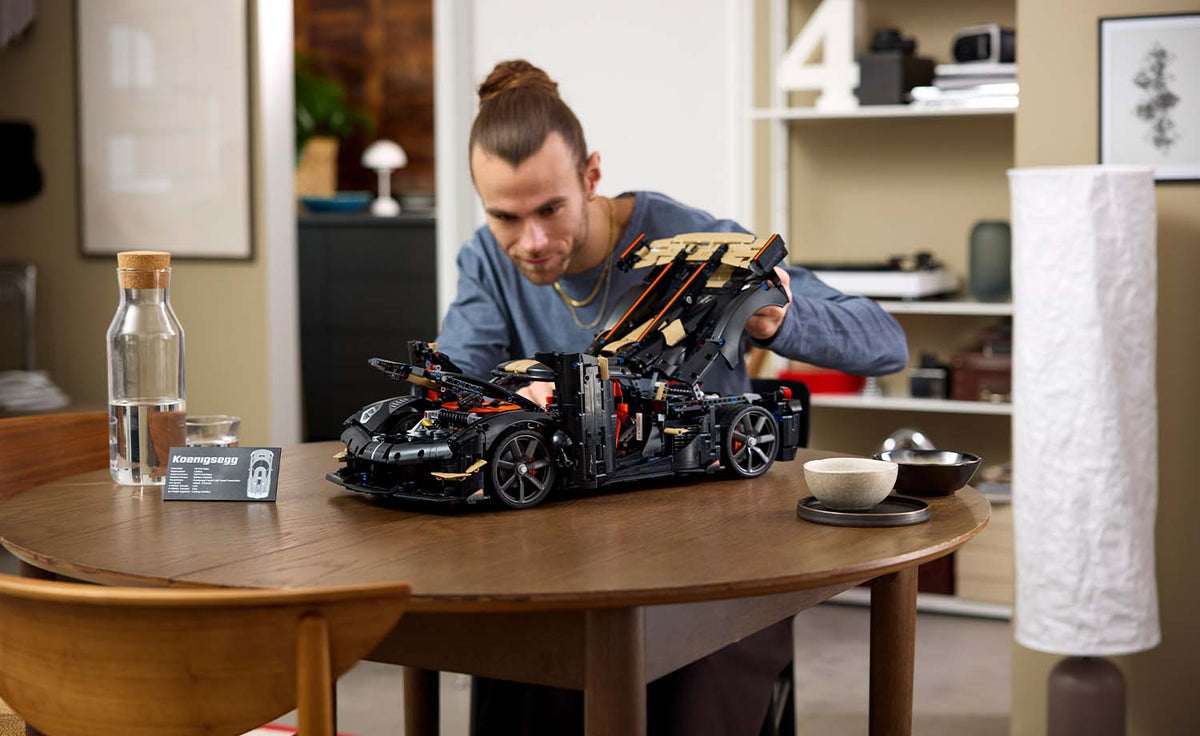 LEGO Technic Koenigsegg Sadair's Spear Megacar | 42232